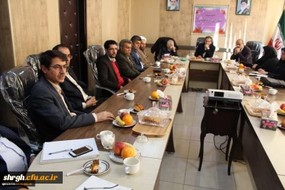 نشست دکتر طاهری نیا معاون پژوهشی دانشگاه فرهنگیان کشور با اساتید واعضای هیئت علمی دانشگاه فرهنگیان استان قزوین