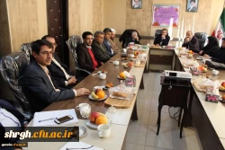 نشست دکتر طاهری نیا معاون پژوهشی دانشگاه فرهنگیان کشور با اساتید واعضای هیئت علمی دانشگاه فرهنگیان استان قزوین 5