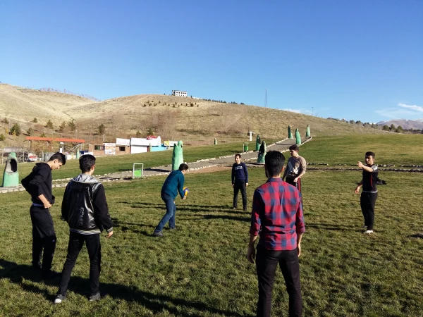 اردوی یک روزه به بوستان فدک و امام زاده باراجین 7