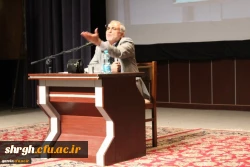 برگزاری همایش بنیاد فرهنگی شهیددکترچمران دردانشگاه فرهنگیان استان قزوین تحت عنوان نشست تخصصی شخصیت معلمی وفرهنگی شهیدچمران. 8