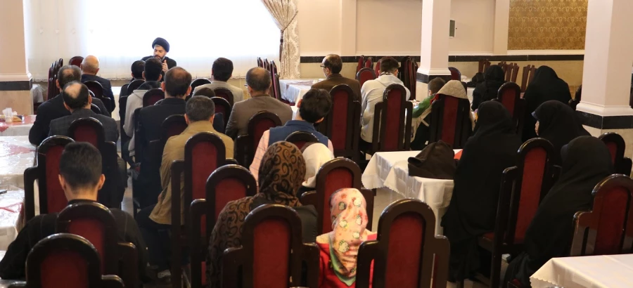 نشست هم اندیشی استادان با حضور حجت الاسلام و المسلمین راشد یزدی 5