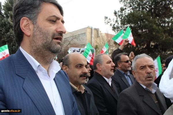 شرکت گسترده وپرشور مسئولین،کارکنان ودانشجویان دانشگاه فرهنگیان استان قزوین درراهپیمایی یوم الله 22بهمن 97 6