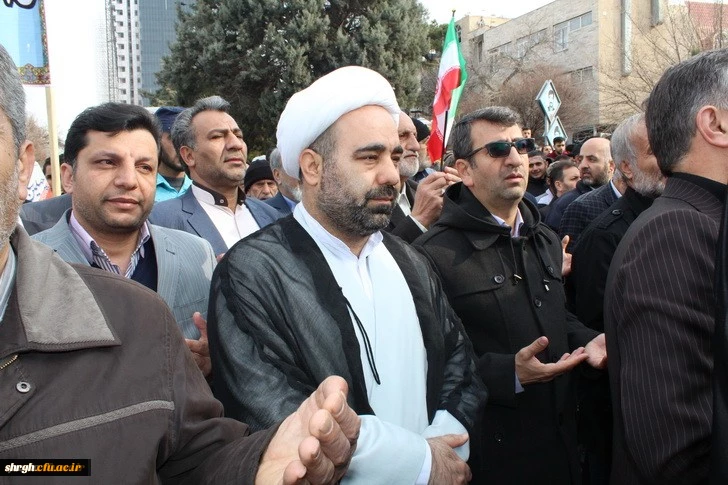 شرکت گسترده وپرشور مسئولین،کارکنان ودانشجویان دانشگاه فرهنگیان استان قزوین درراهپیمایی یوم الله 22بهمن 97 10