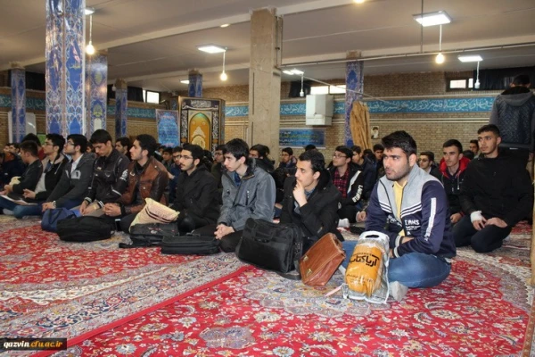 جلسه پرسش وپاسخ دانشجویان پردیس شهیدرجایی قزوین بامسئولین هسته گزینش اداره کل آموزش وپرورش استان 2