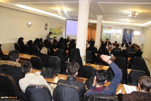 دردانشگاه فرهنگیان استان قزوین برگزارشد:
« همایش استانی نقش ورسالت دانشگاه فرهنگیان درتربیت شهروندفعال» 3