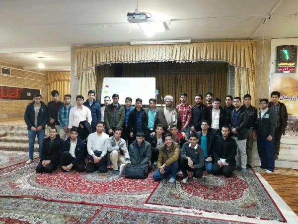 نشست تخصصی کانون مهدویت تحت عنوان آشنایی با سبک زندگی منتظران 3