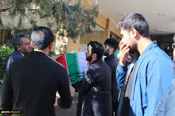 استقبال ووداع باشکوه وعاشقانه اساتید کارکنان ودانشجویان دانشگاه فرهنگیان استان قزوین با سردارشهید مدافع حرم حمیدمحمدرضایی 9